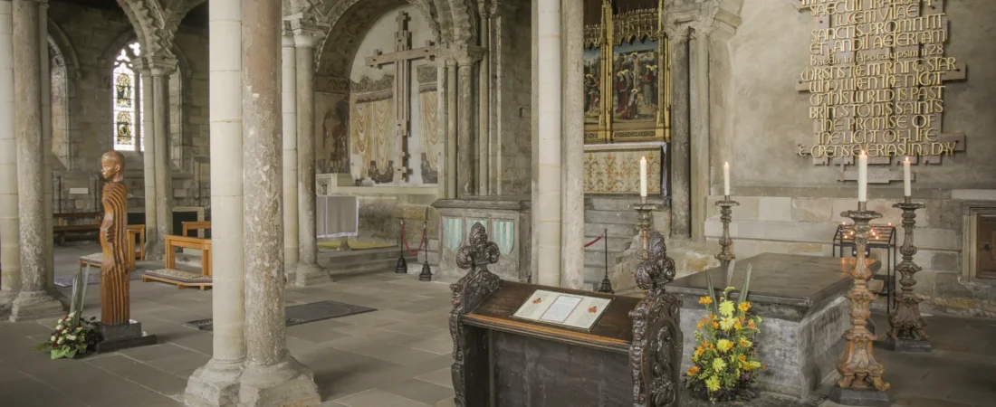 …los restos de Beda, Doctor de la Iglesia, fueron robados por un sacerdote?